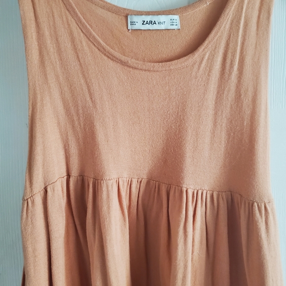 Top - Picture 2 of 4